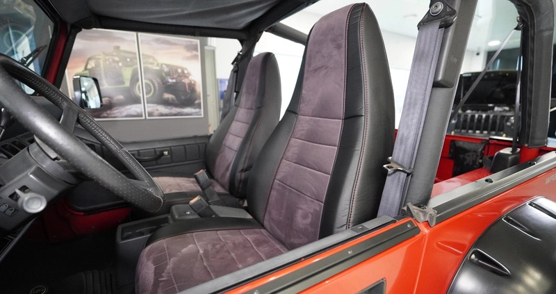 Jeep Wrangler cena 81999 przebieg: 85000, rok produkcji 1996 z Skierniewice małe 29